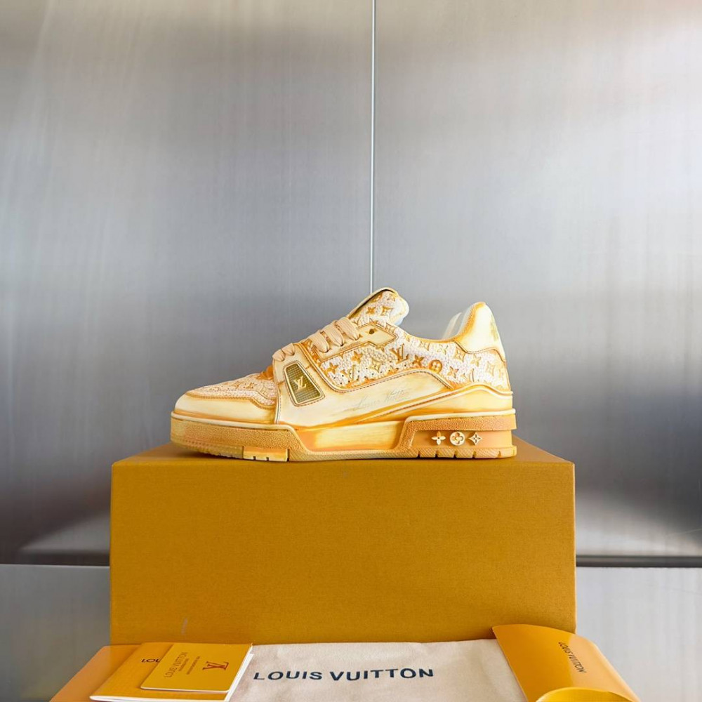 LV Trainer Wipe Color Orange Print-018 LV Trainer Wipe Color Orange Print-018