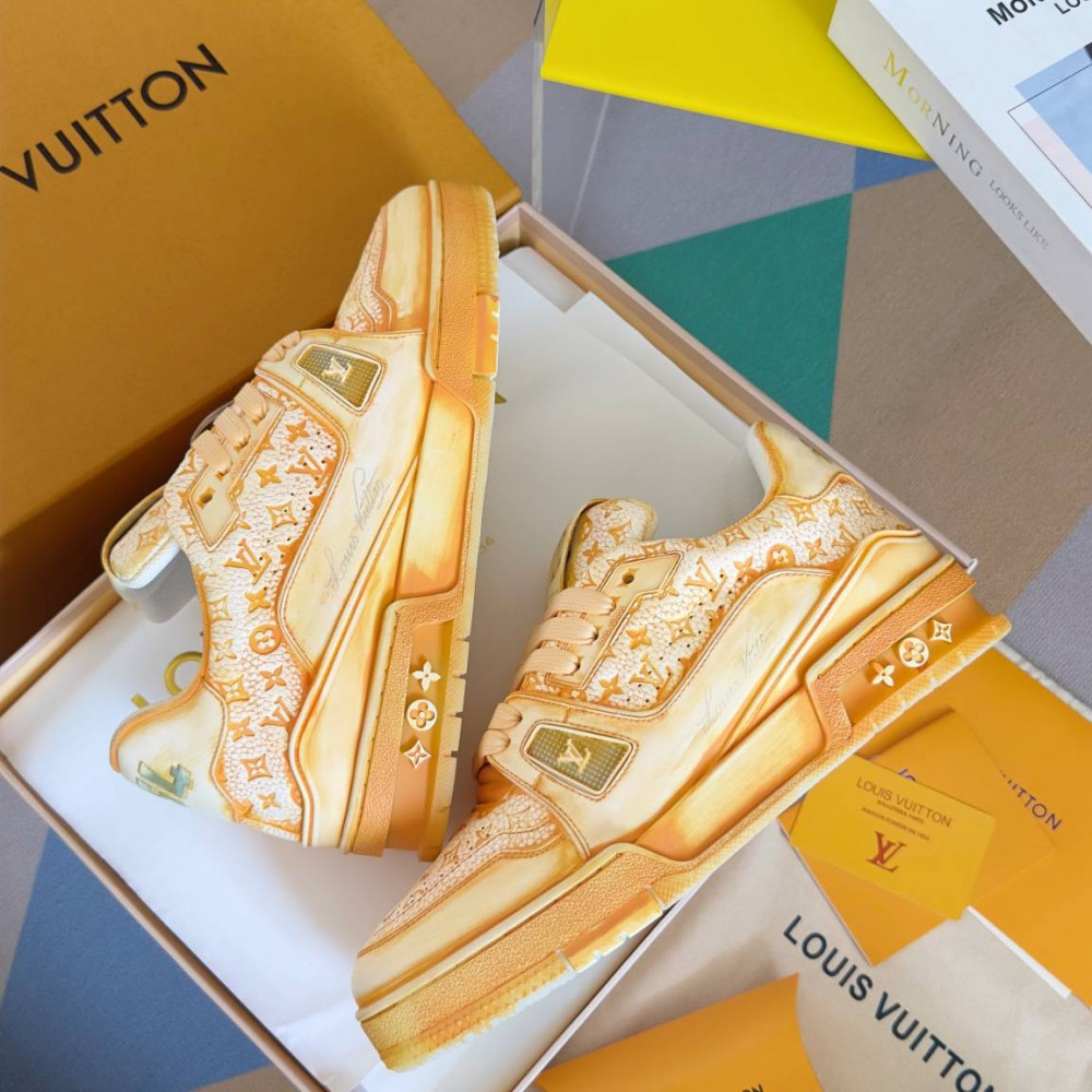LV Trainer Wipe Color Orange Print-018 LV Trainer Wipe Color Orange Print-018