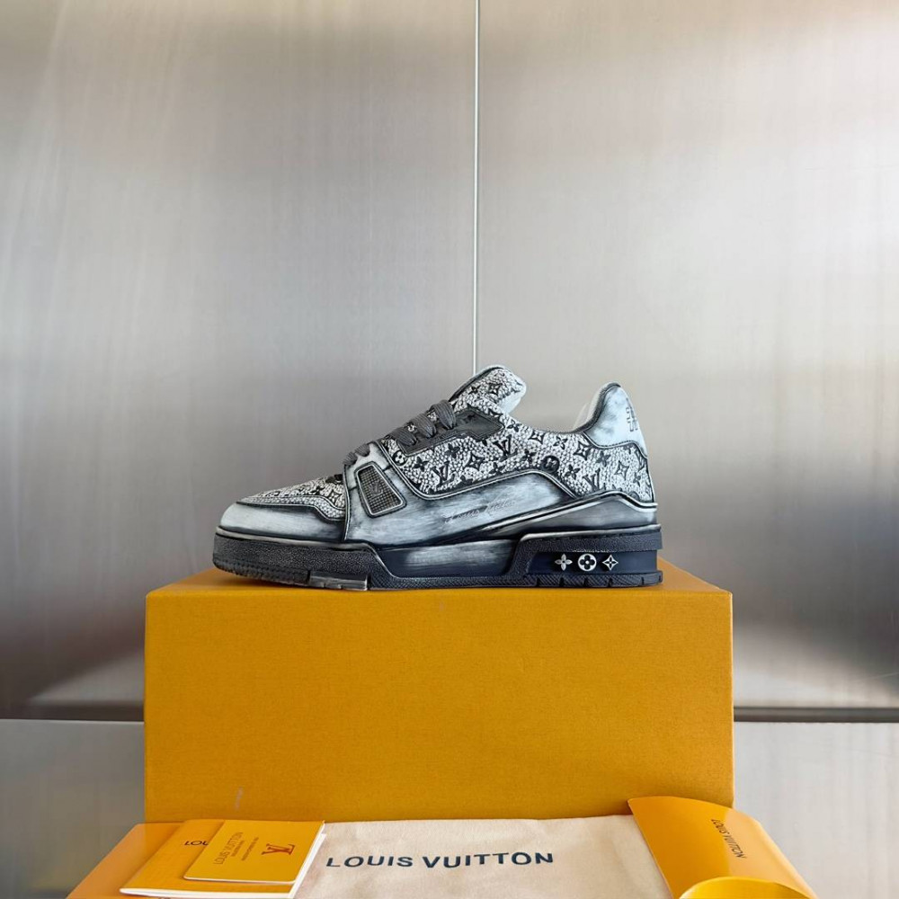 LV Trainer Wipe Color Black and White Print-020 LV Trainer Wipe Color Black and White Print-020