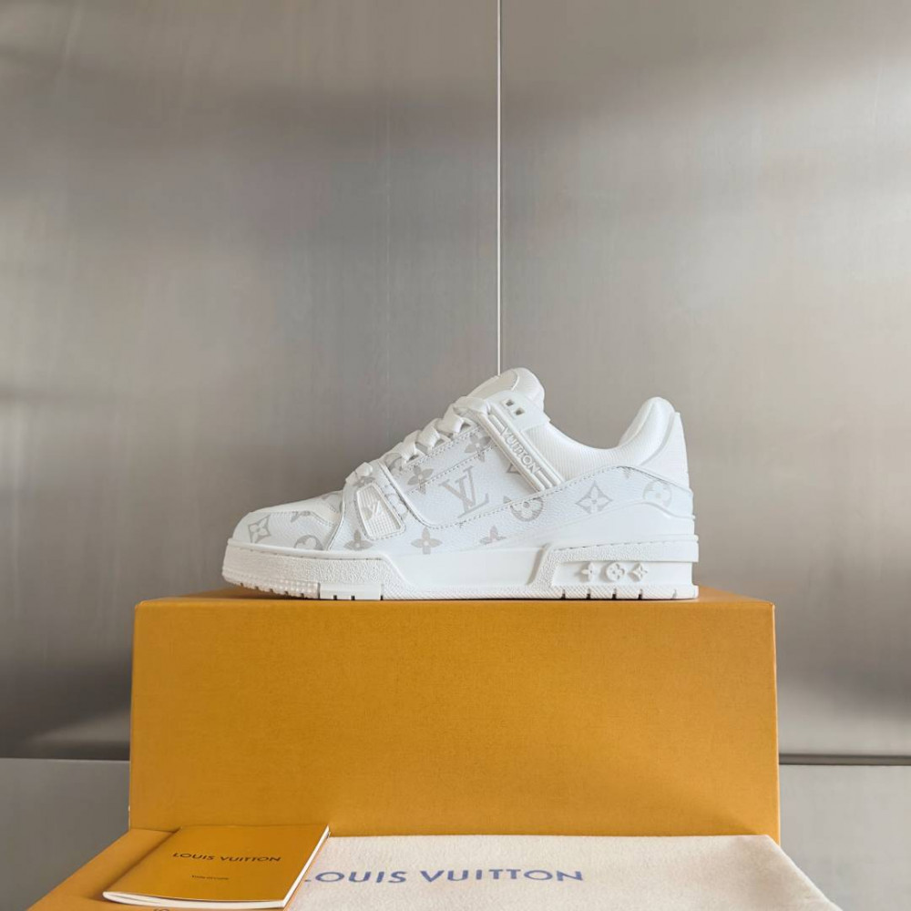 LV Trainer White-006 LV Trainer White-006