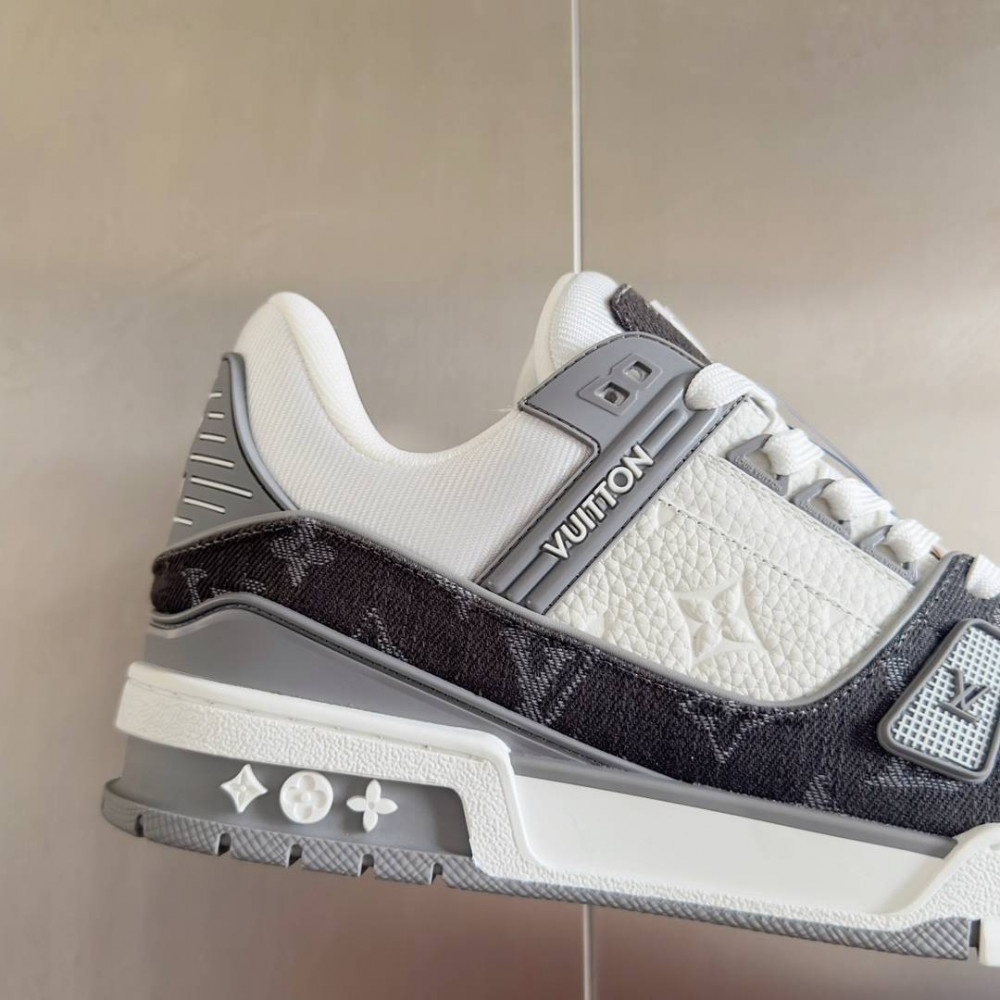 LV Trainer Sneaker Gray Jeans-030 LV Trainer Sneaker Gray Jeans-030