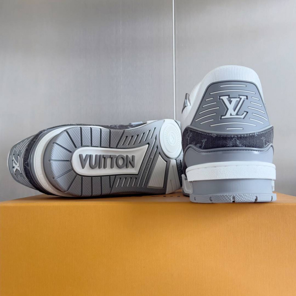 LV Trainer Sneaker Gray Jeans-030 LV Trainer Sneaker Gray Jeans-030
