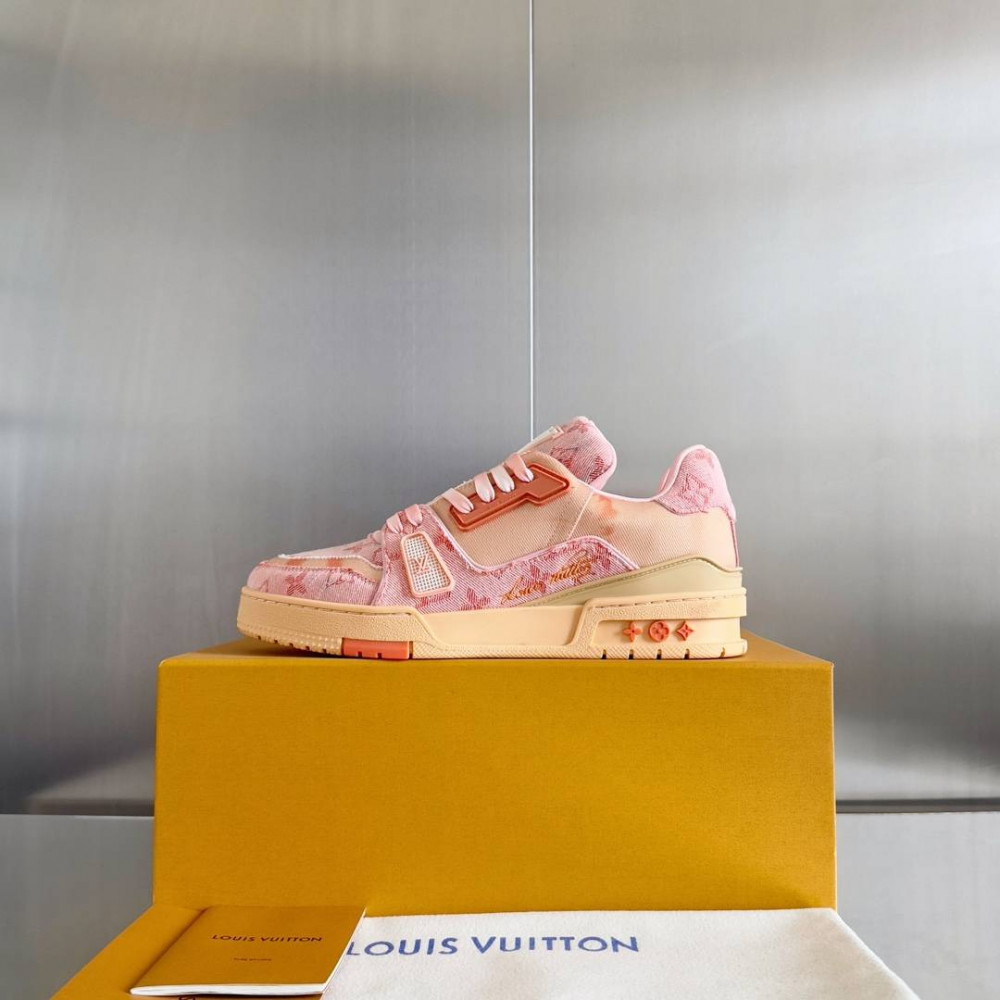 LV Trainer Sneaker Red-039 LV Trainer Sneaker Red-039
