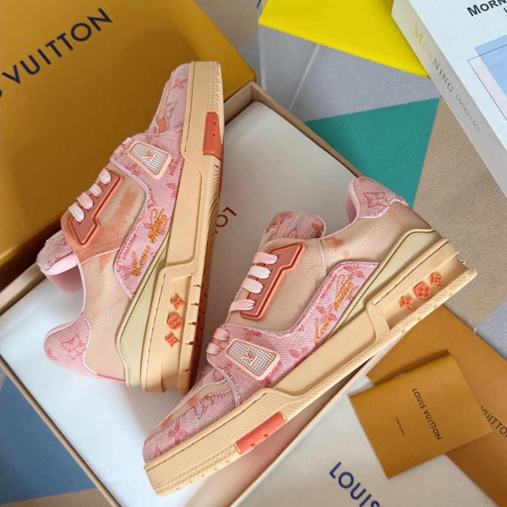 LV Trainer Sneaker Red-039 LV Trainer Sneaker Red-039