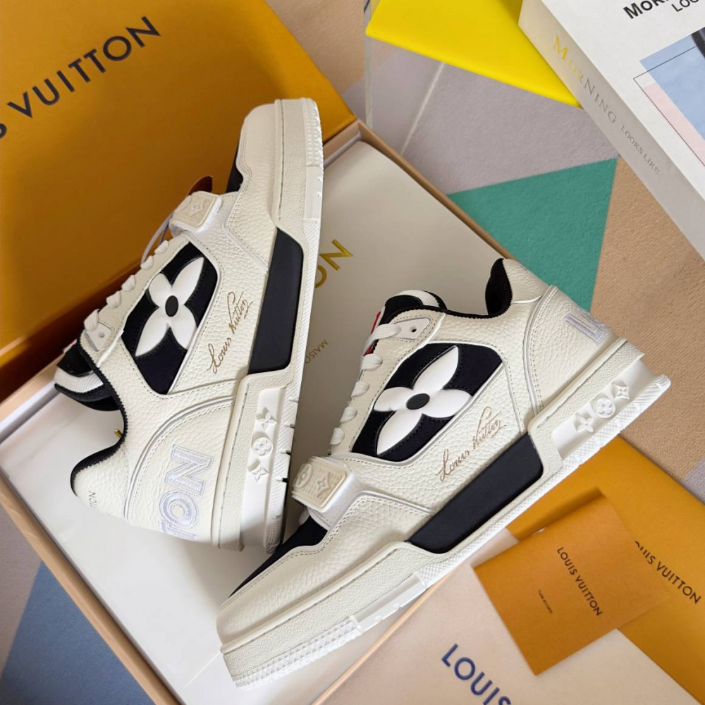LV Trainer Sneaker Black and White-043 LV Trainer Sneaker Black and White-043