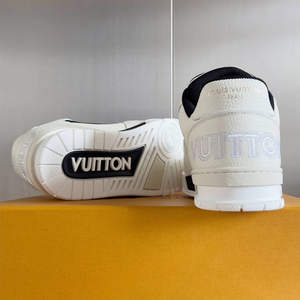 LV Trainer Sneaker Black and White-043 LV Trainer Sneaker Black and White-043