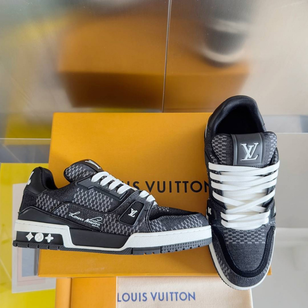 LV Trainer Sneaker Black-046 LV Trainer Sneaker Black-046