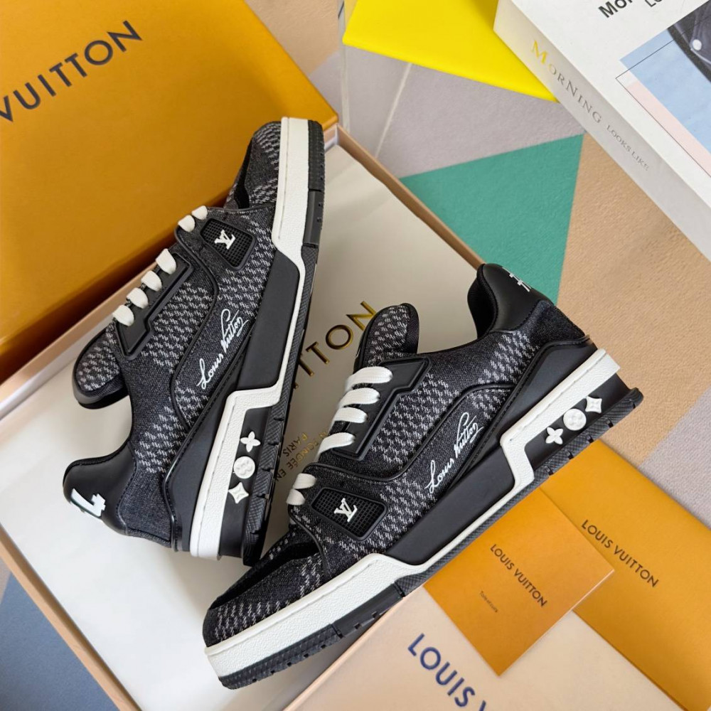 LV Trainer Sneaker Black-046 LV Trainer Sneaker Black-046