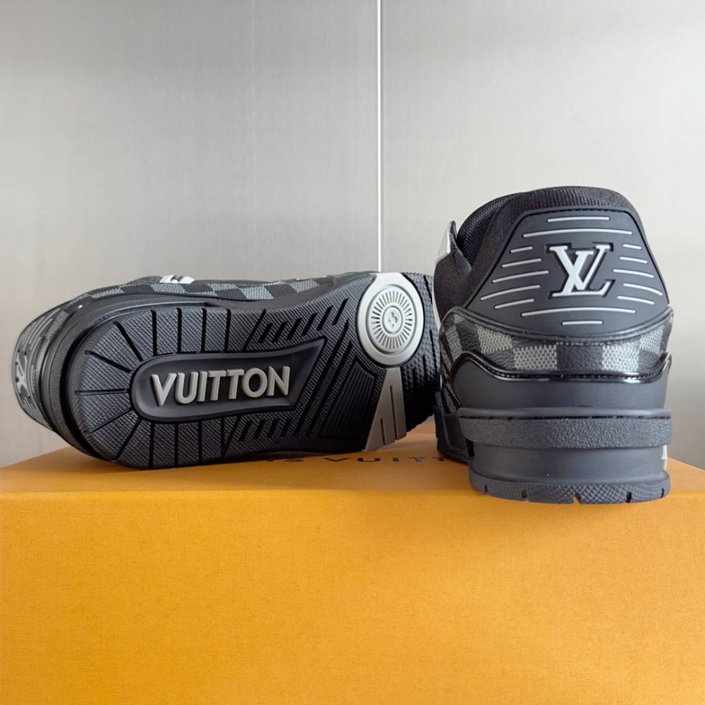 LV Trainer Sneaker Black-058 LV Trainer Sneaker Black-058