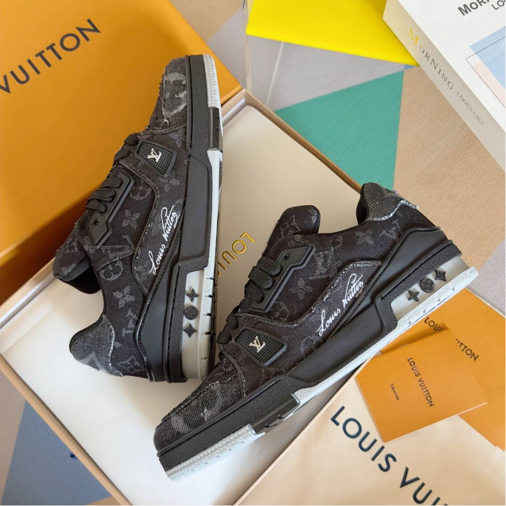 LV Trainer Sneaker Black-063 LV Trainer Sneaker Black-063