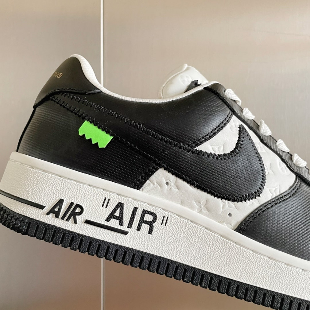 Louis Vuitton Air Force 1 Low White/Black