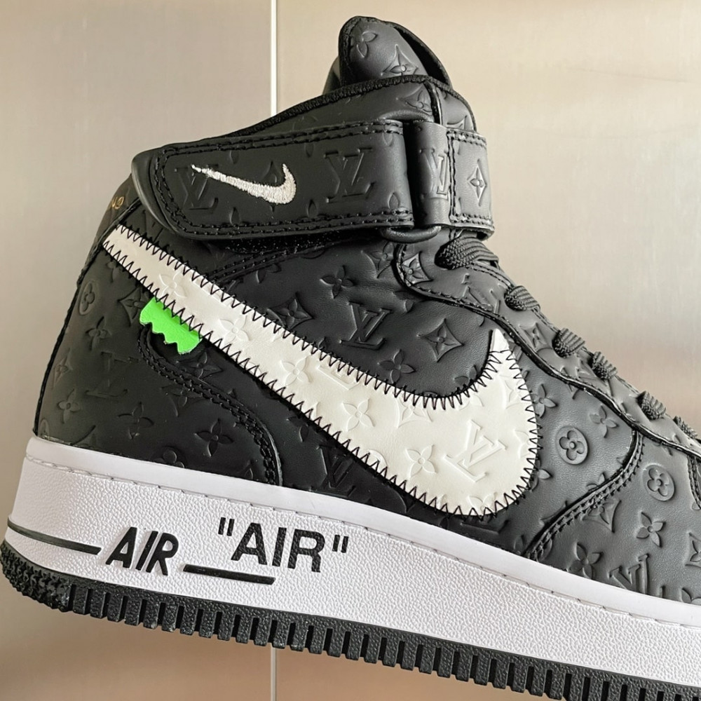 Louis Vuitton Air Force 1 Hige Black