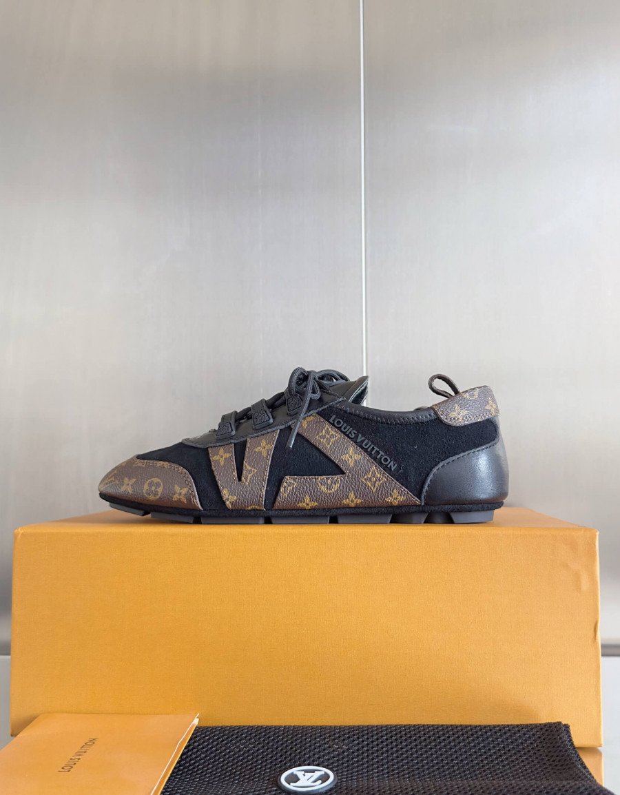 LV Sneakerina Black