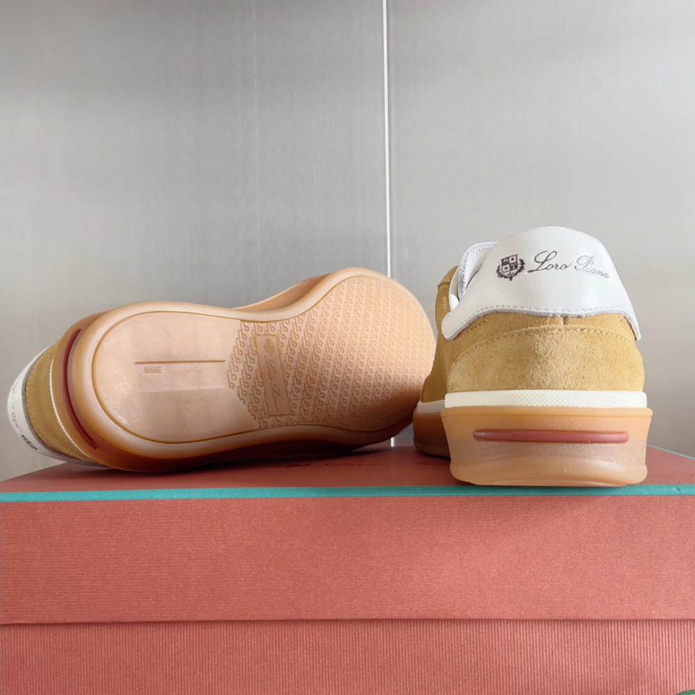 Loro Piana Tennis Walk