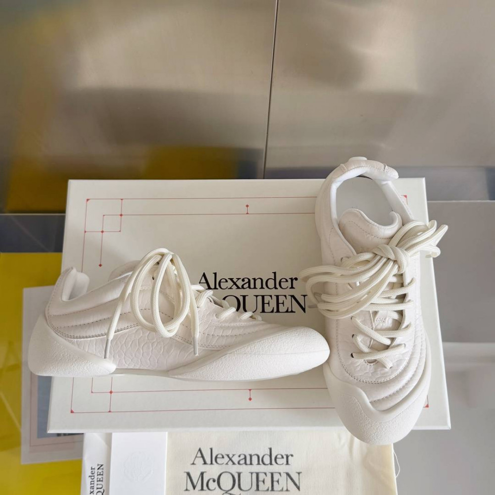 Alexander McQueen Flexion Alexander McQueen Flexion