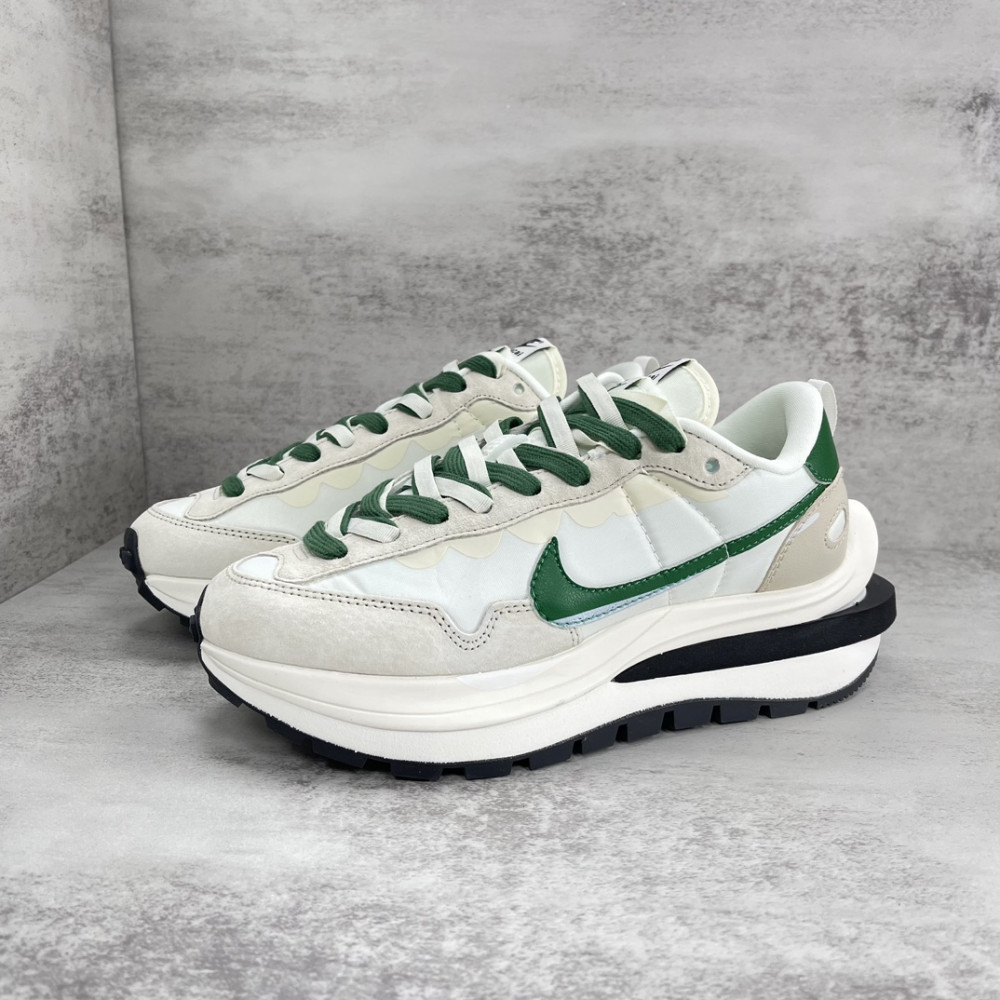 sacai x Nike VaporWaffle