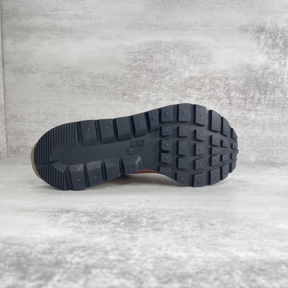 sacai x Nike VaporWaffle