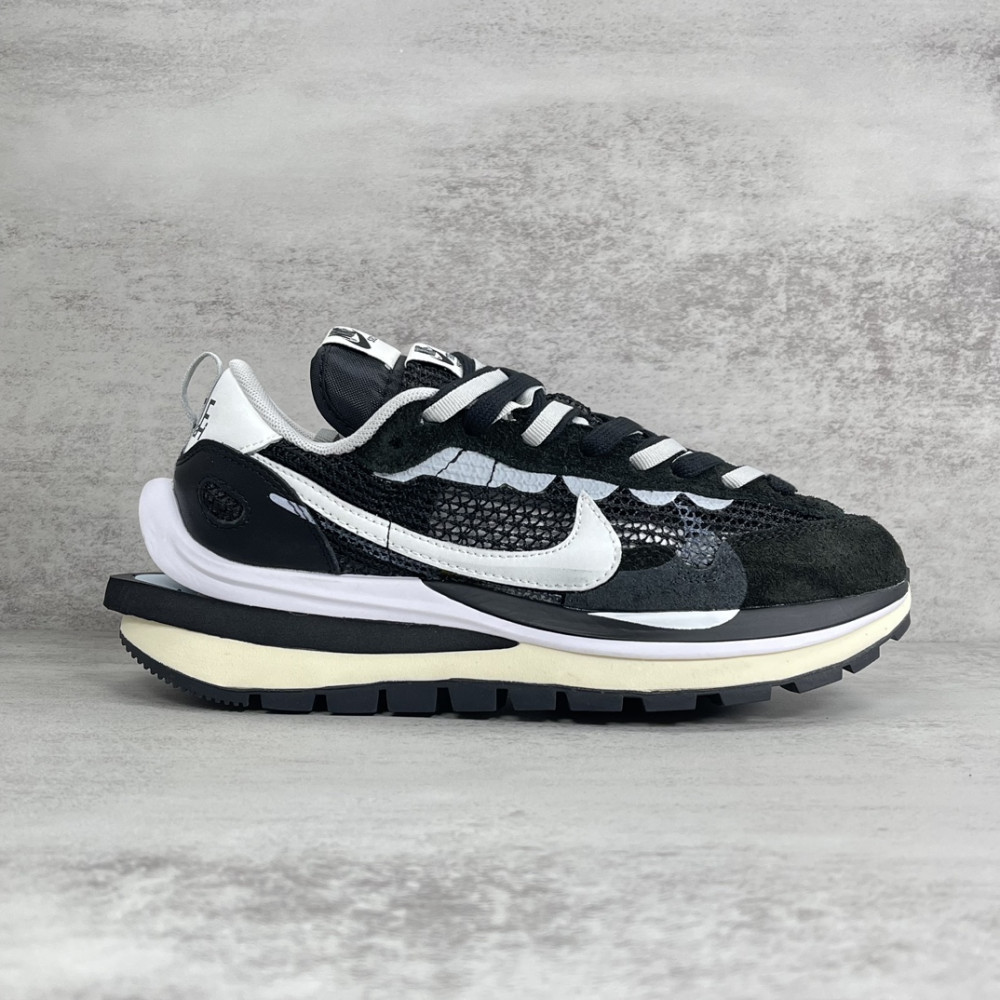 sacai x Nike VaporWaffle