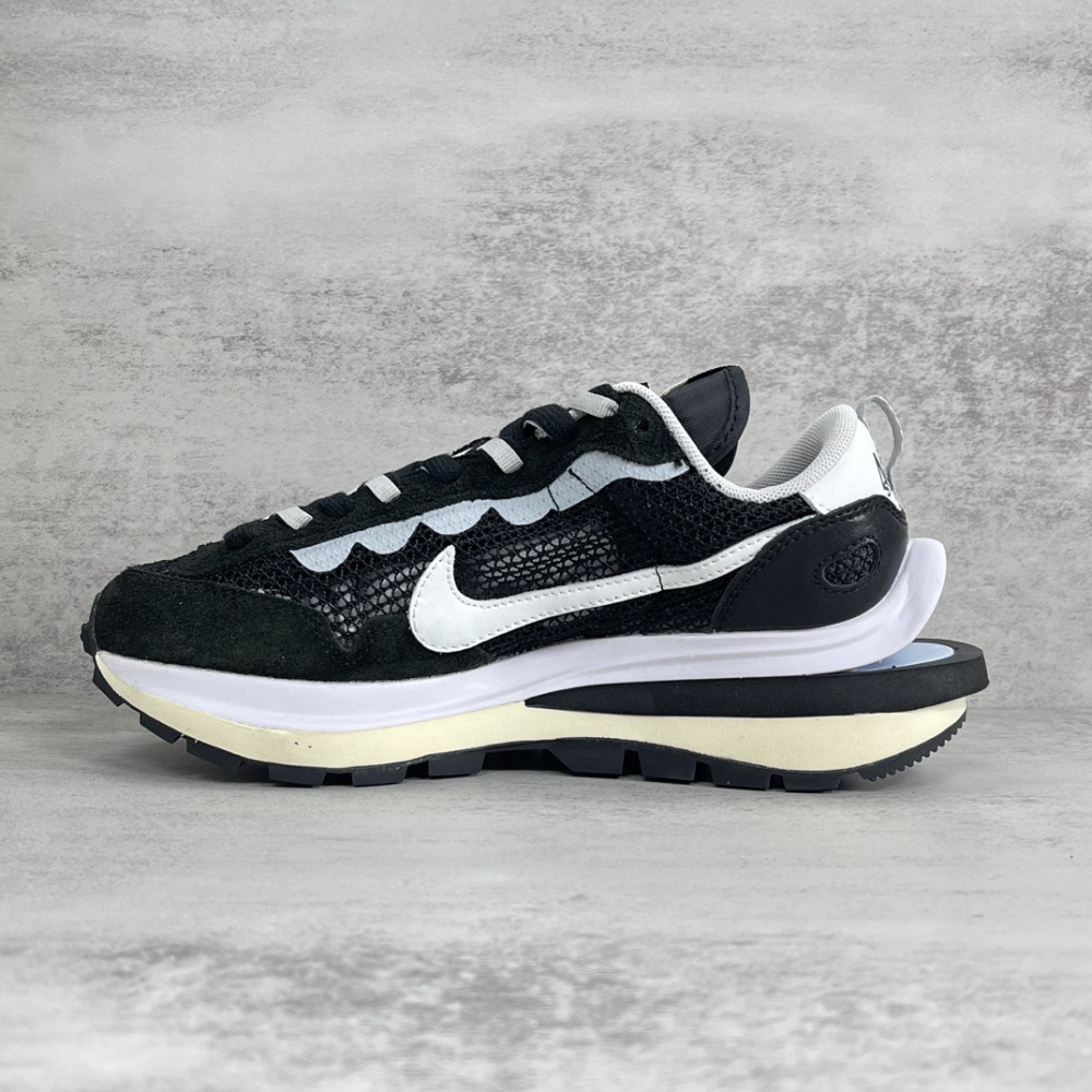 sacai x Nike VaporWaffle