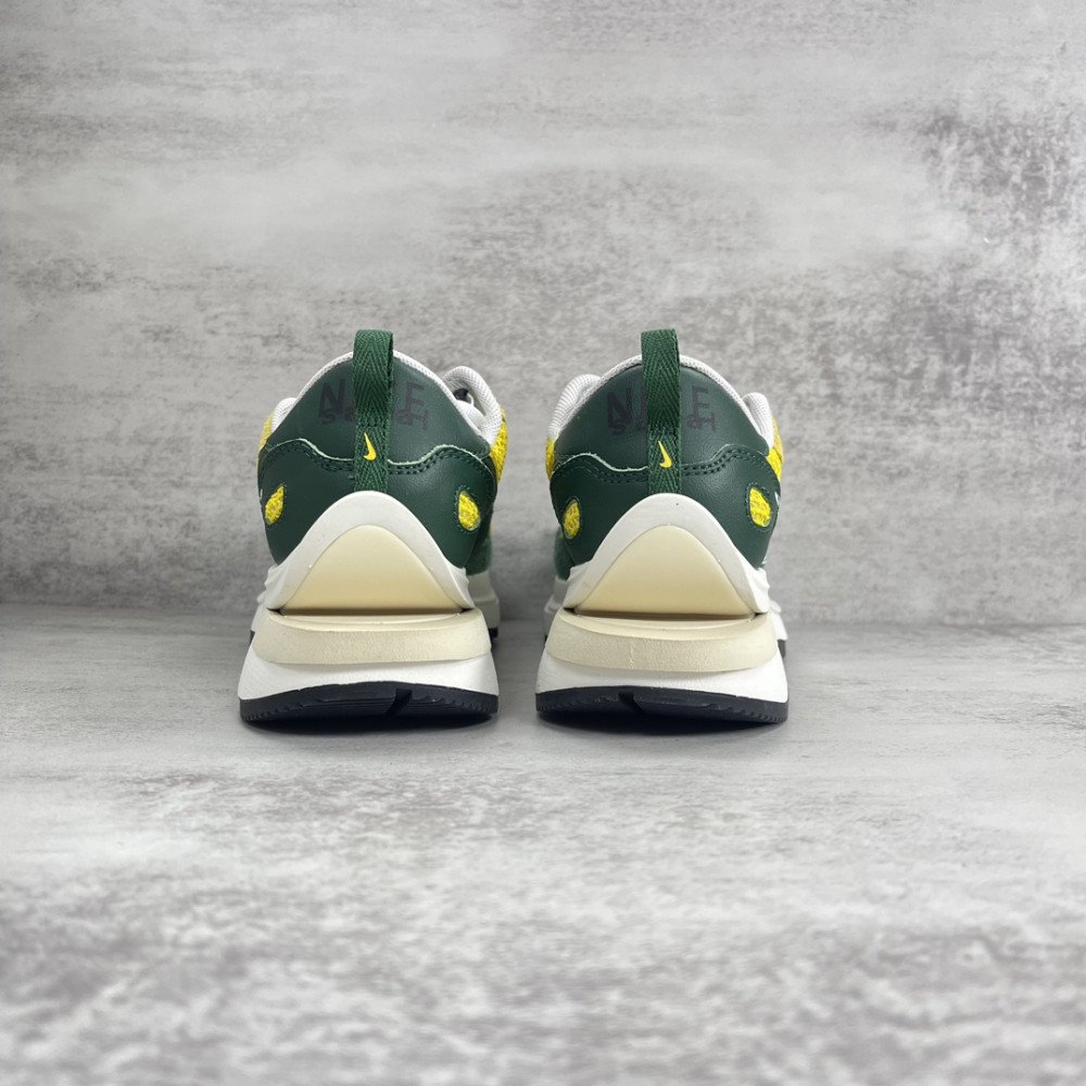 sacai x Nike VaporWaffle sacai x Nike VaporWaffle