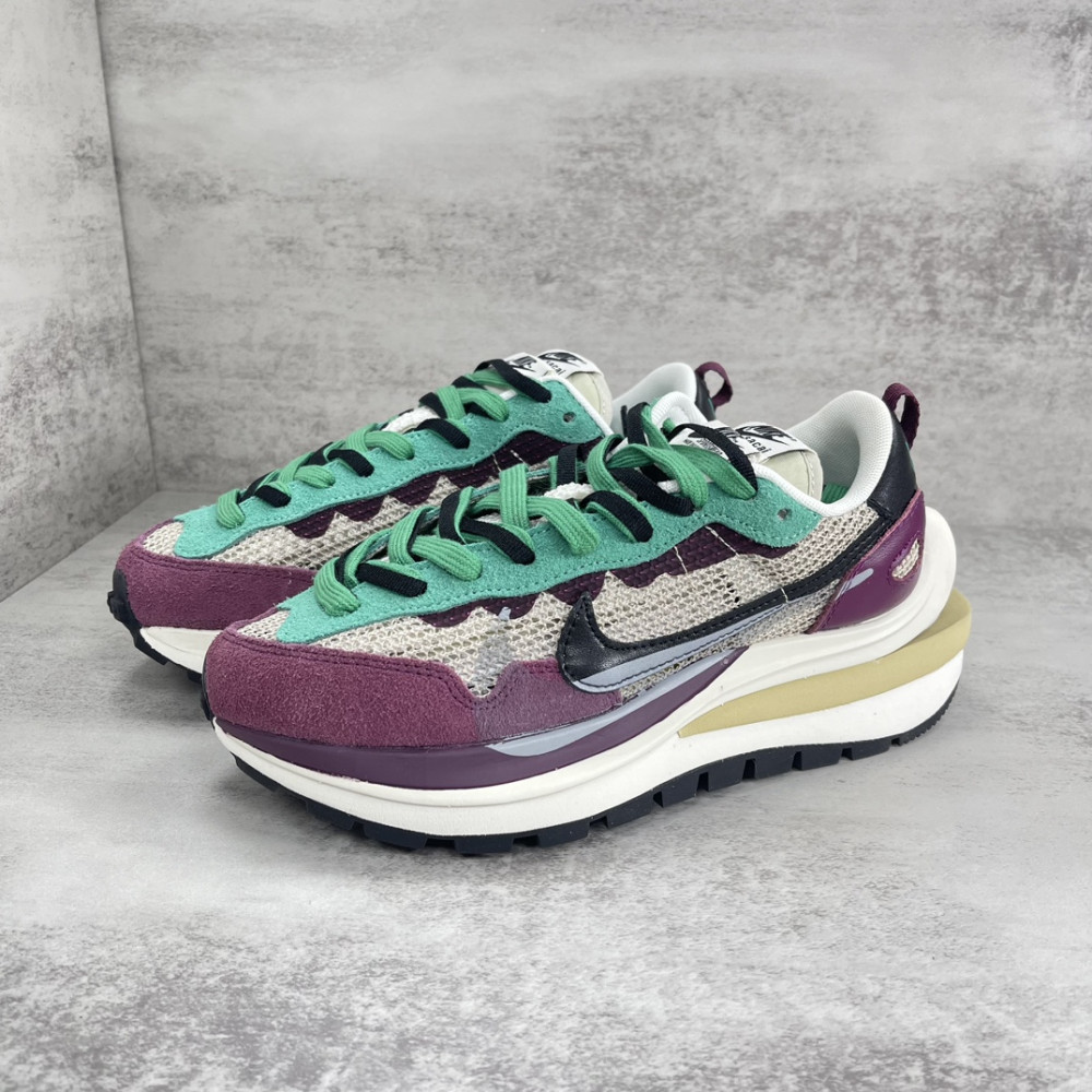 sacai x Nike VaporWaffle
