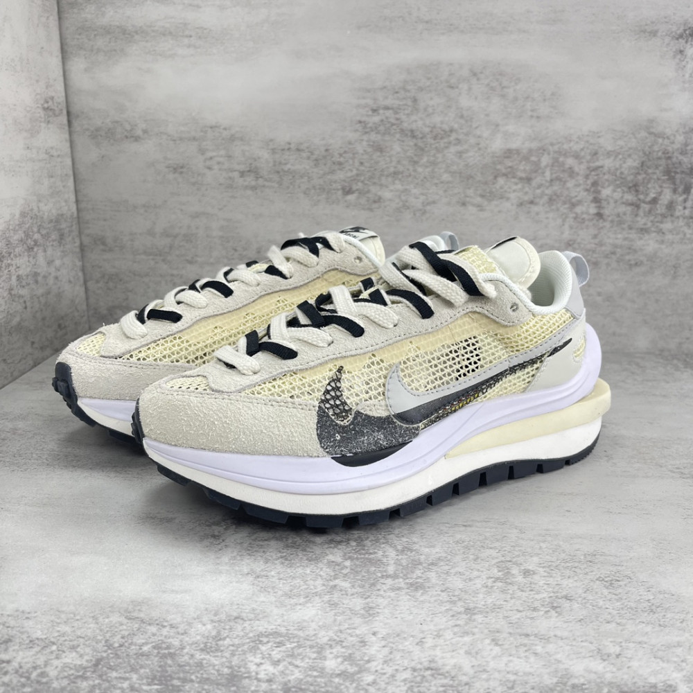 sacai x Nike VaporWaffle