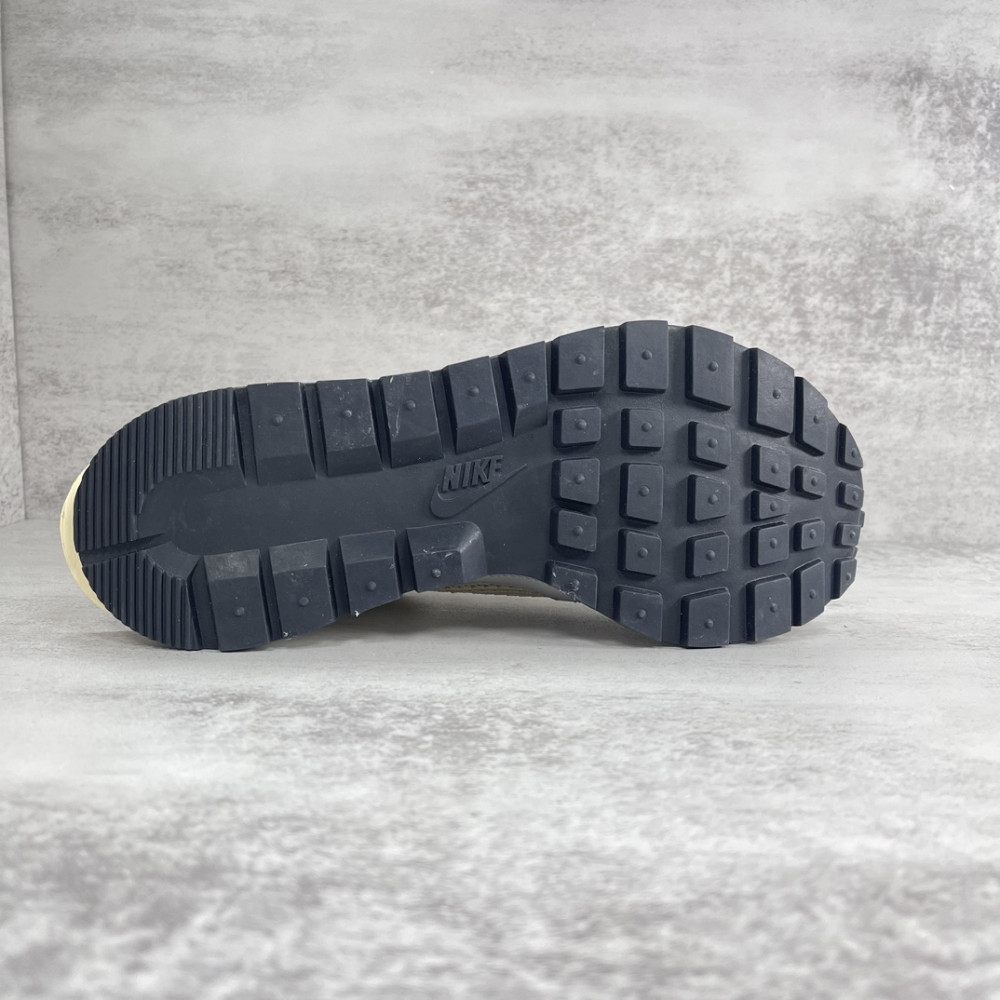 sacai x Nike VaporWaffle