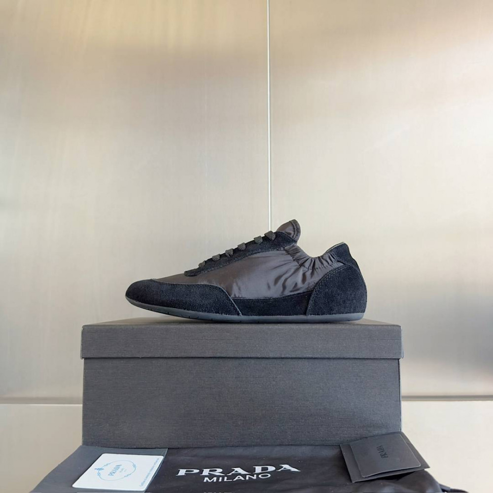 Prada Collapse