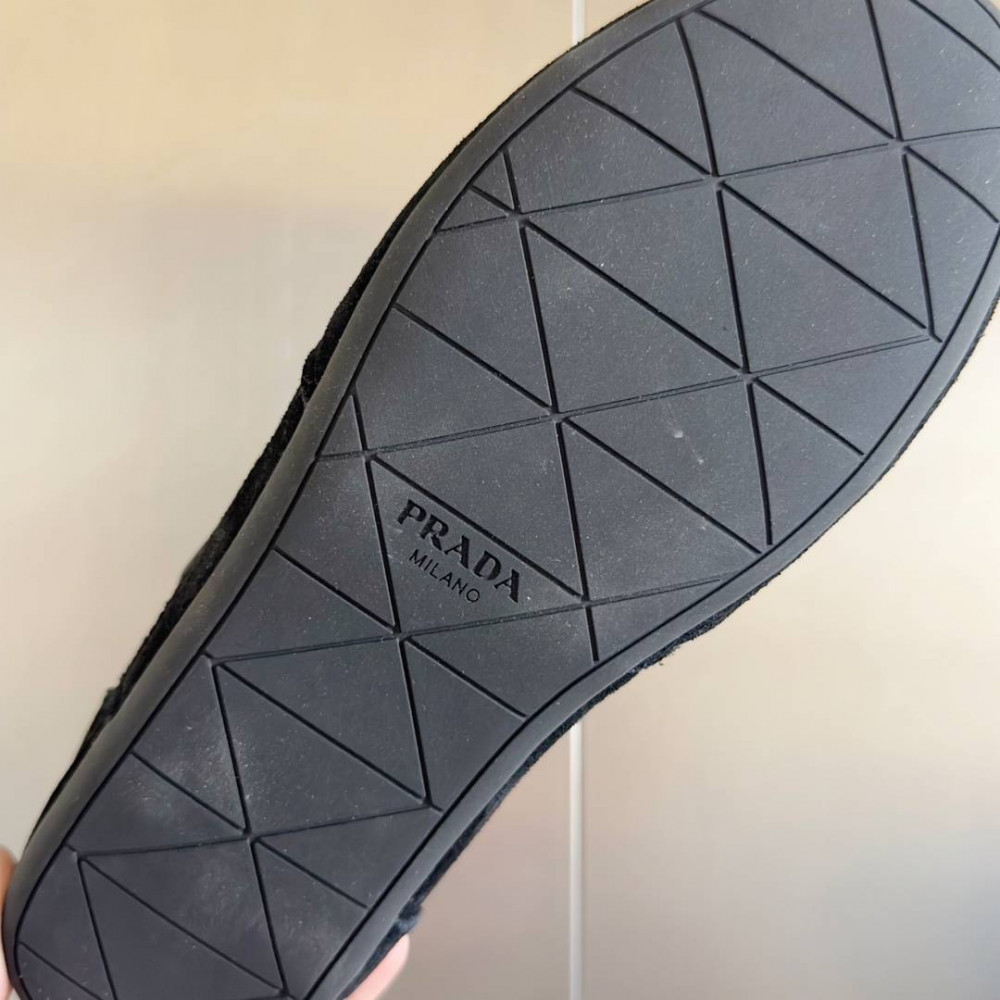 Prada Collapse