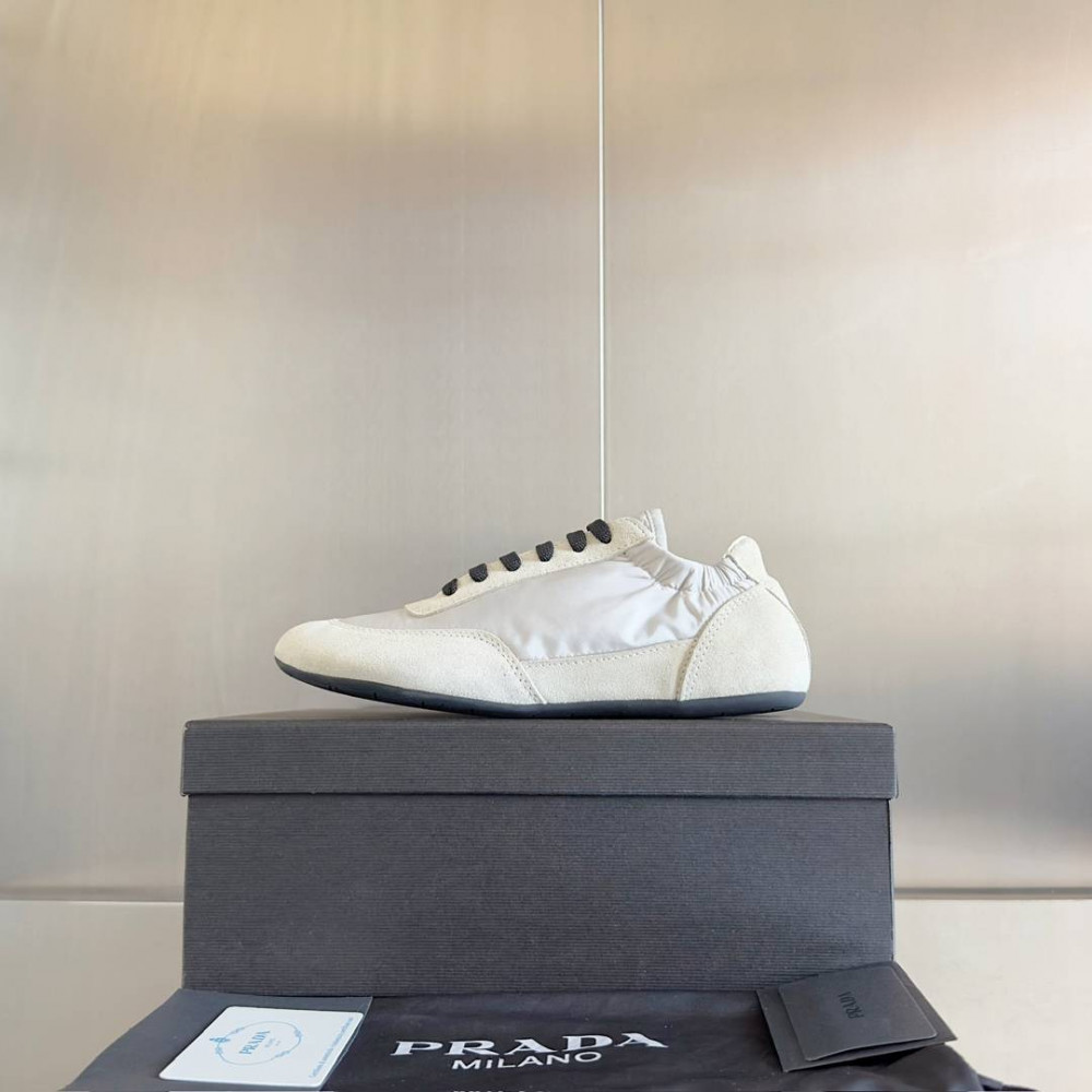 Prada Collapse