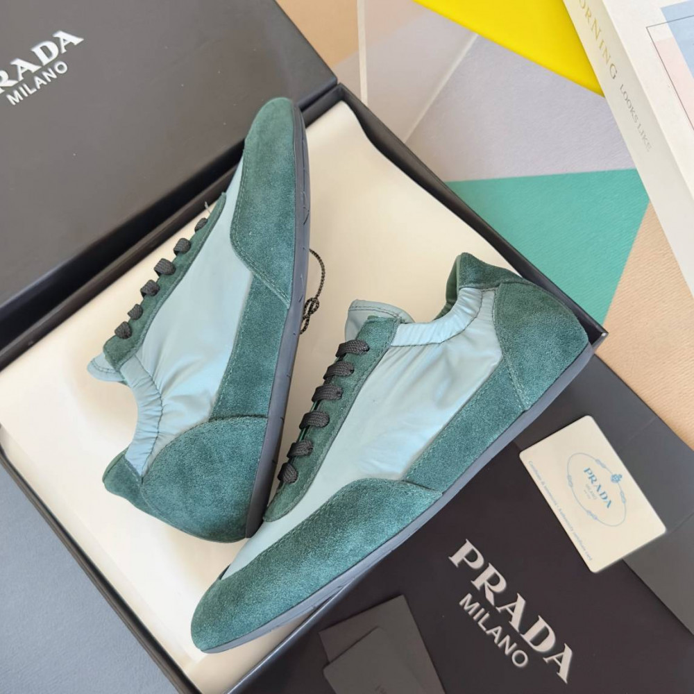Prada Collapse Prada Collapse