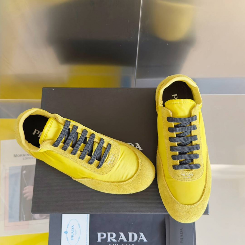 Prada Collapse