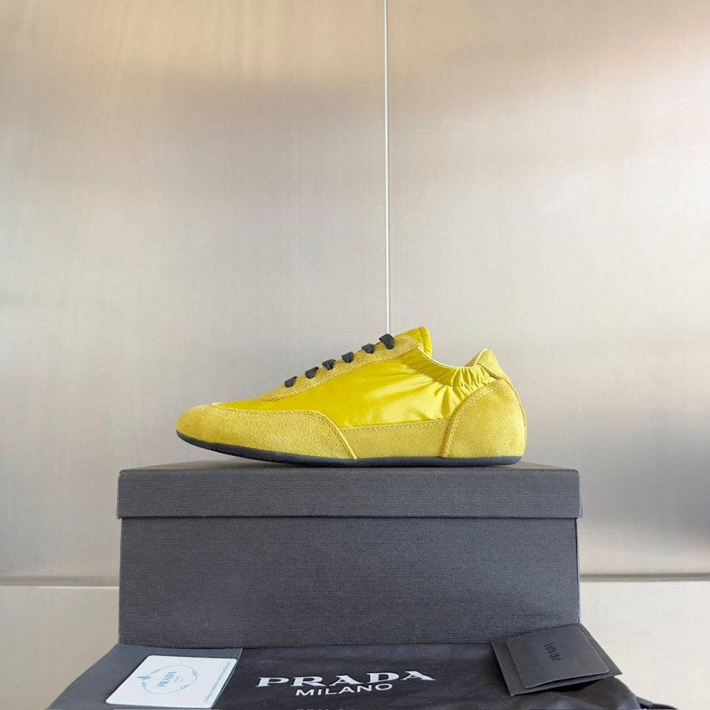 Prada Collapse