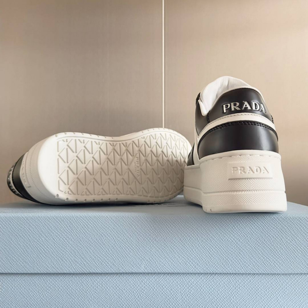 (WNMS)Prada Downtown Bold (WNMS)Prada Downtown Bold