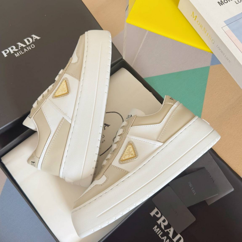 (WNMS)Prada Downtown Bold
