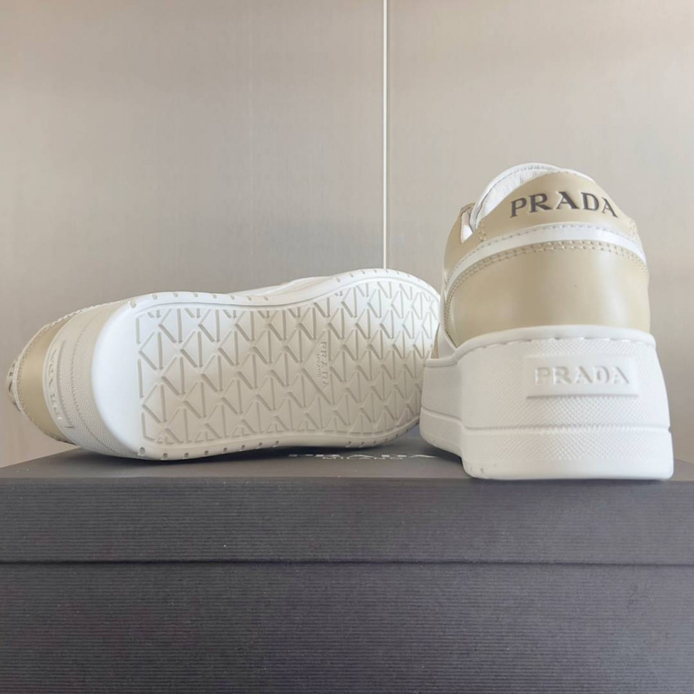 (WNMS)Prada Downtown Bold