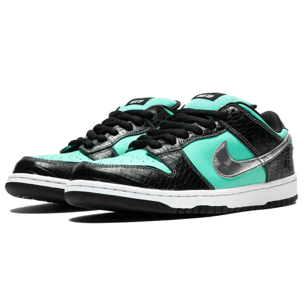 Nike x Diamond Supply Co. SB Dunk Low Pro Tiffany 304292-402 Nike x Diamond Supply Co. SB Dunk Low Pro Tiffany 304292-402