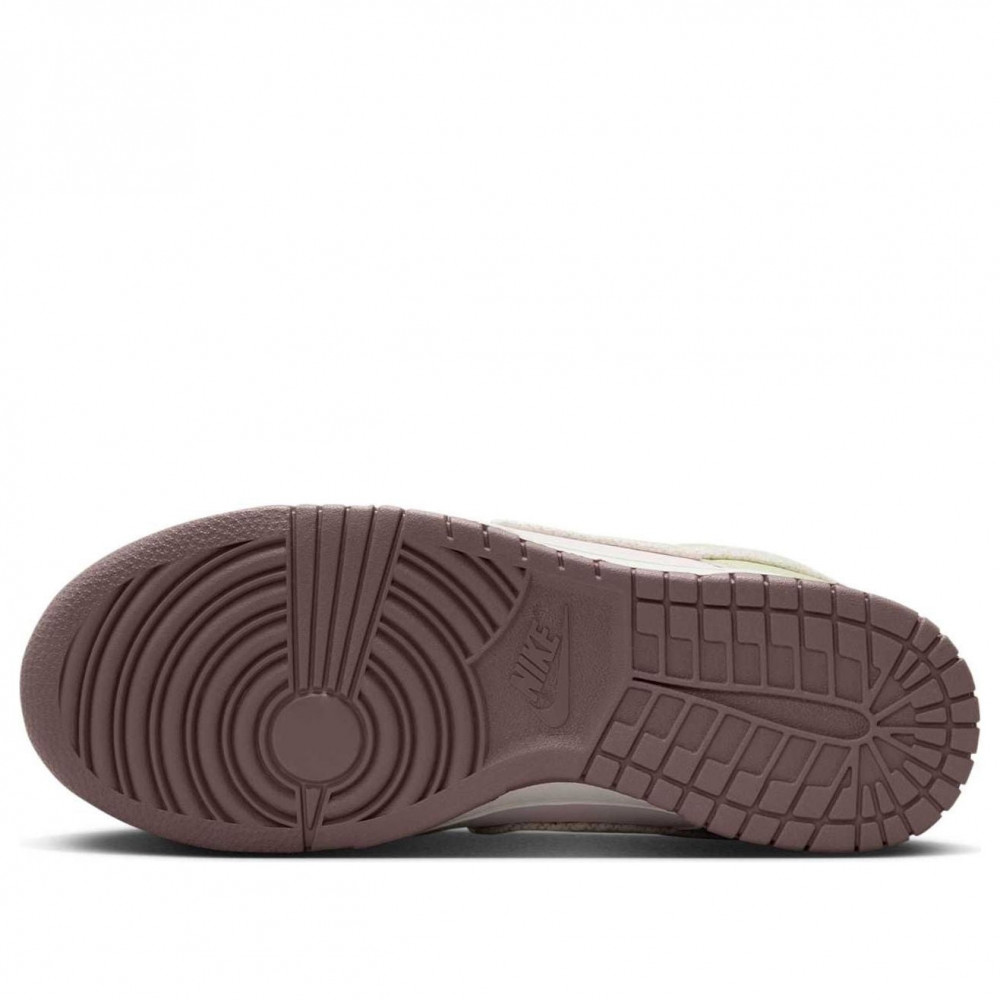 (WMNS) Nike Dunk Low  Mushroom  IB8876-661