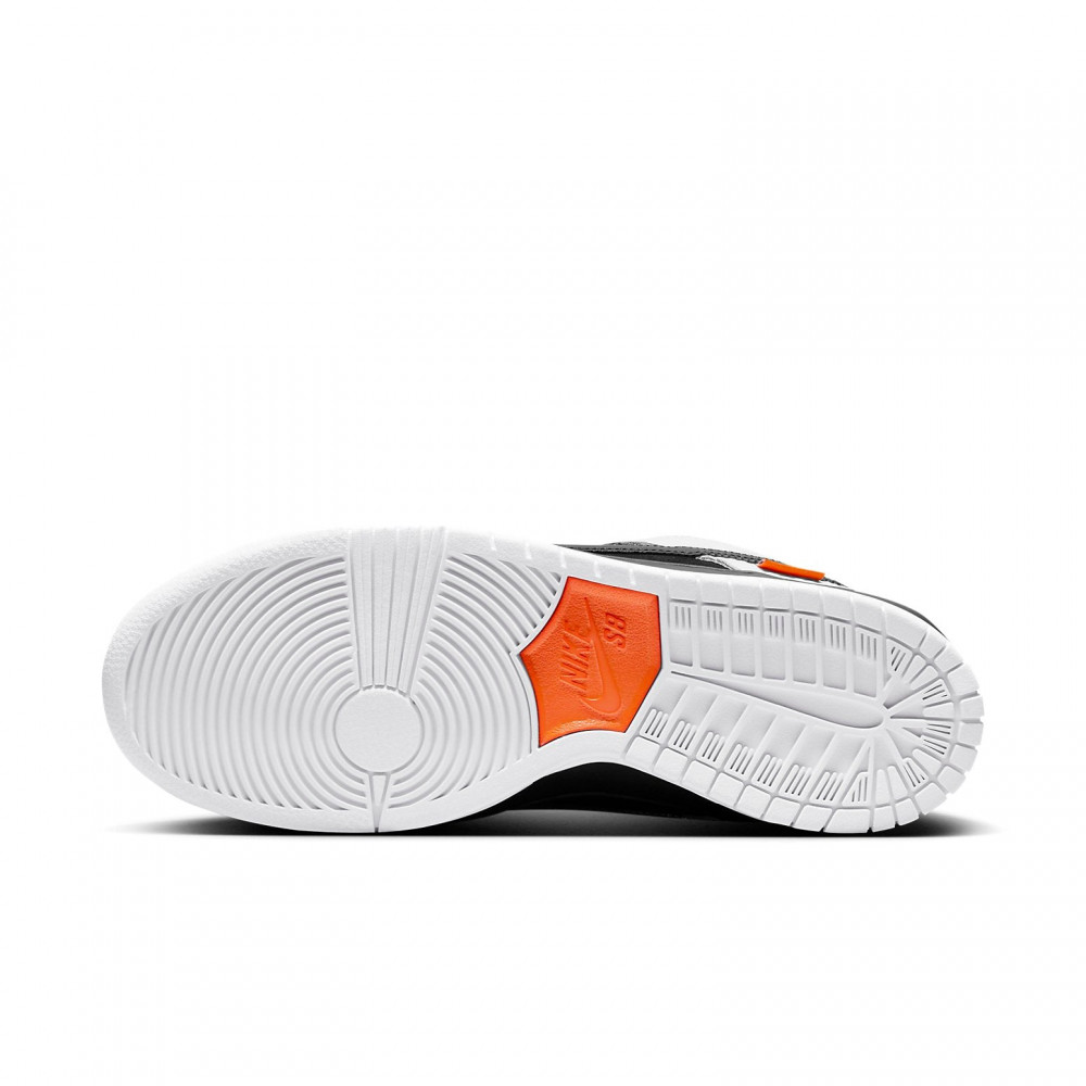 Nike x TIGHTBOOTH SB Dunk Low White Black FD2629-100 Nike x TIGHTBOOTH SB Dunk Low White Black FD2629-100