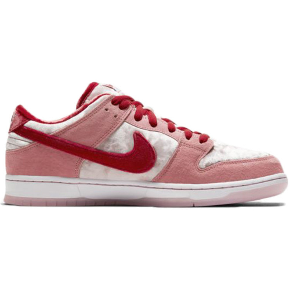 Nike x StrangeLove SB Dunk Low Valentine s Day CT2552-800 Nike x StrangeLove SB Dunk Low Valentine s Day CT2552-800