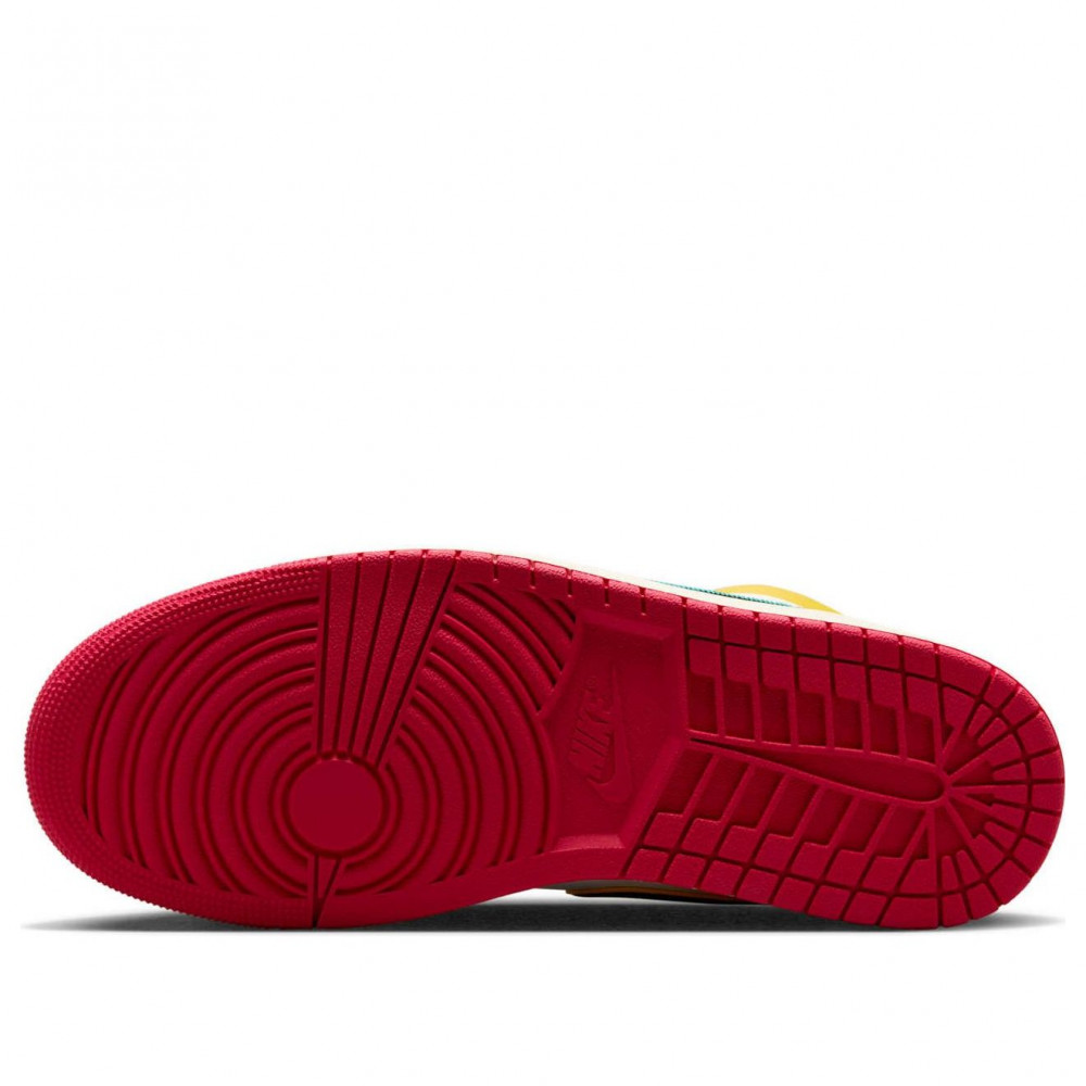 Air Jordan 1 Low Premium Lace Toggle HV4511-133 Air Jordan 1 Low Premium Lace Toggle HV4511-133