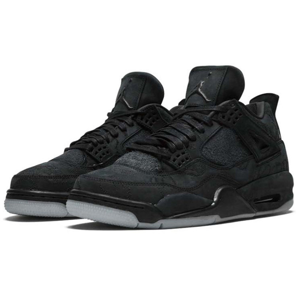 Air Jordan 4 Retro x KAWS Black 930155-001 Air Jordan 4 Retro x KAWS Black 930155-001