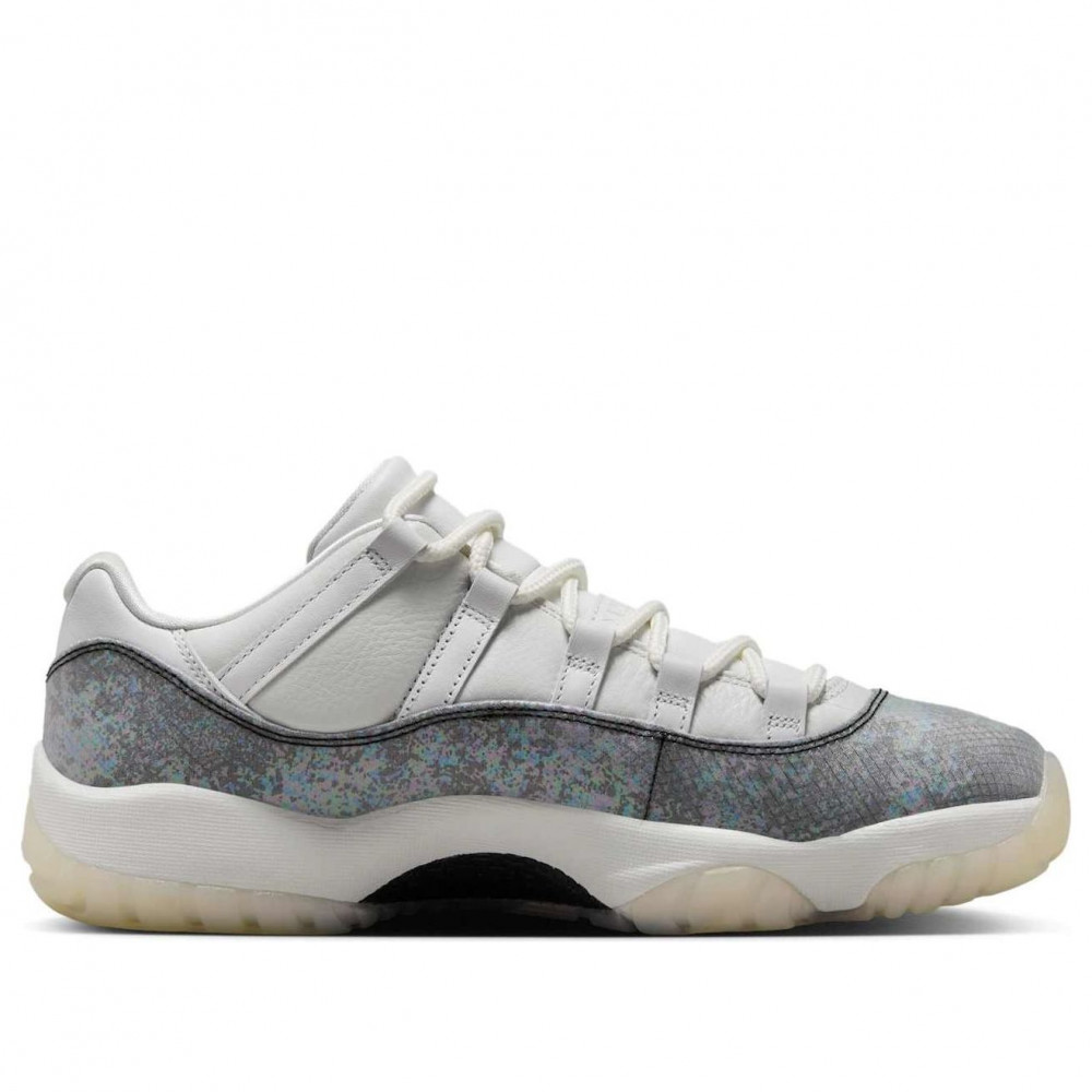 Air Jordan 11 Retro Low Year of the Snake HQ7000-001 Air Jordan 11 Retro Low Year of the Snake HQ7000-001