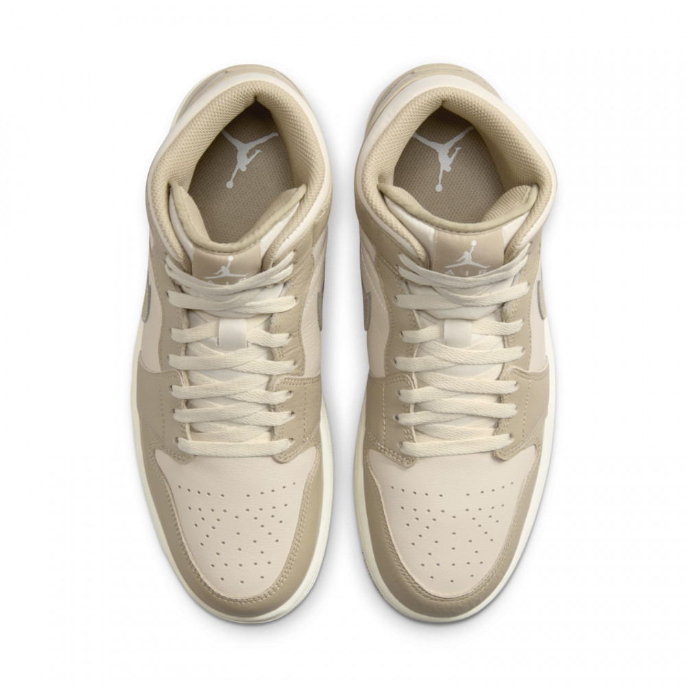 Air Jordan 1 Mid Legend Light Brown HF4830-203 Air Jordan 1 Mid Legend Light Brown HF4830-203