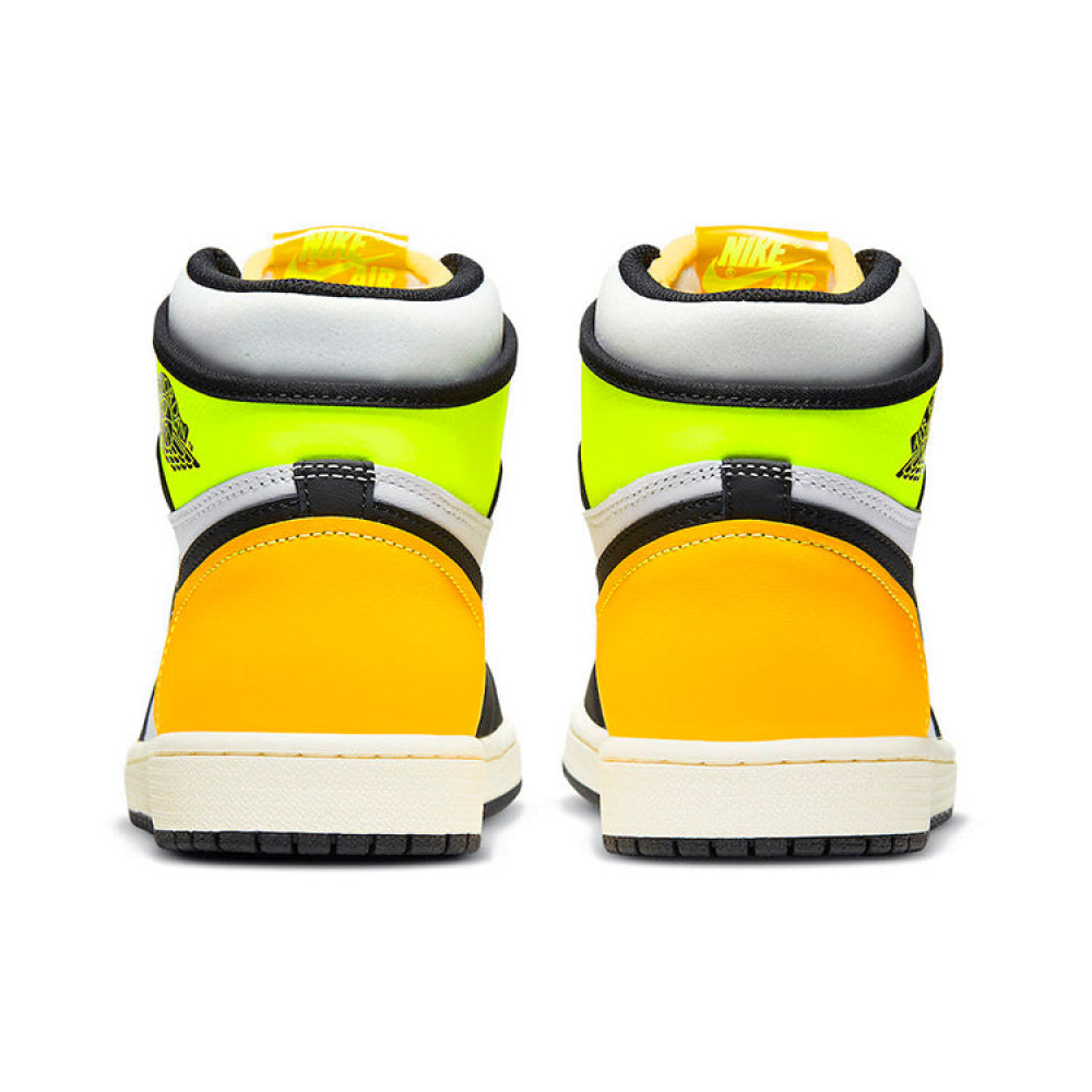 Air Jordan 1 Retro High OG Volt Gold 555088-118 Air Jordan 1 Retro High OG Volt Gold 555088-118