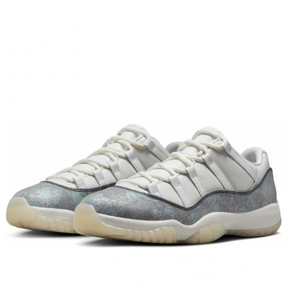 Air Jordan 11 Retro Low Year of the Snake HQ7000-001 Air Jordan 11 Retro Low Year of the Snake HQ7000-001