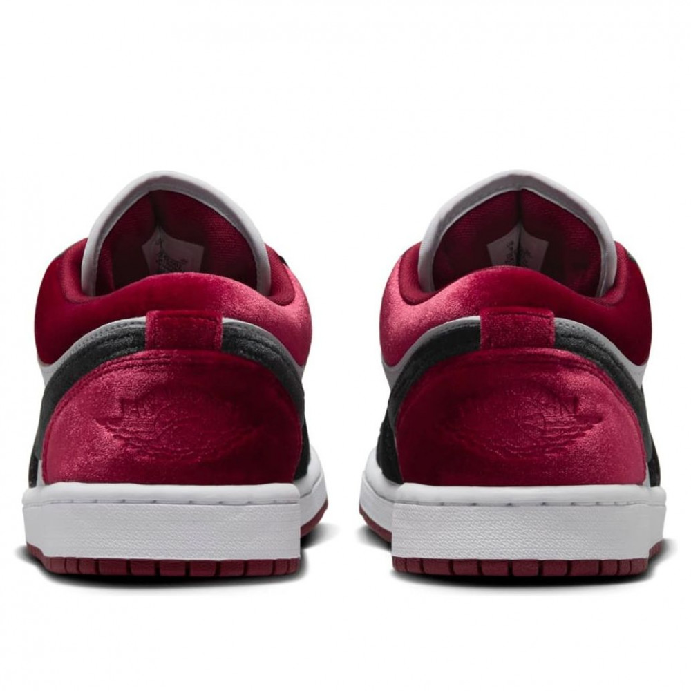 (WMNS) Air Jordan 1 Low SE Velvet Black Toe FZ3242-001 (WMNS) Air Jordan 1 Low SE Velvet Black Toe FZ3242-001