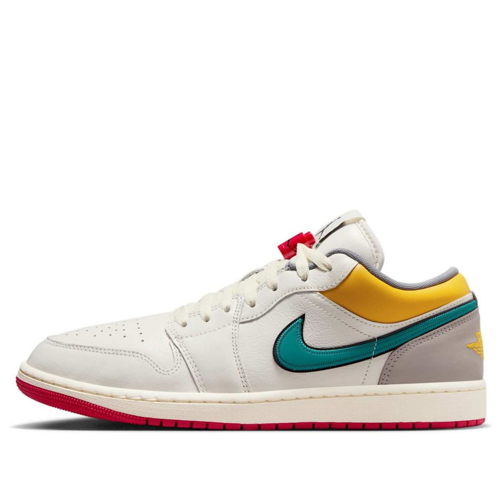 Air Jordan 1 Low Premium Lace Toggle HV4511-133 Air Jordan 1 Low Premium Lace Toggle HV4511-133