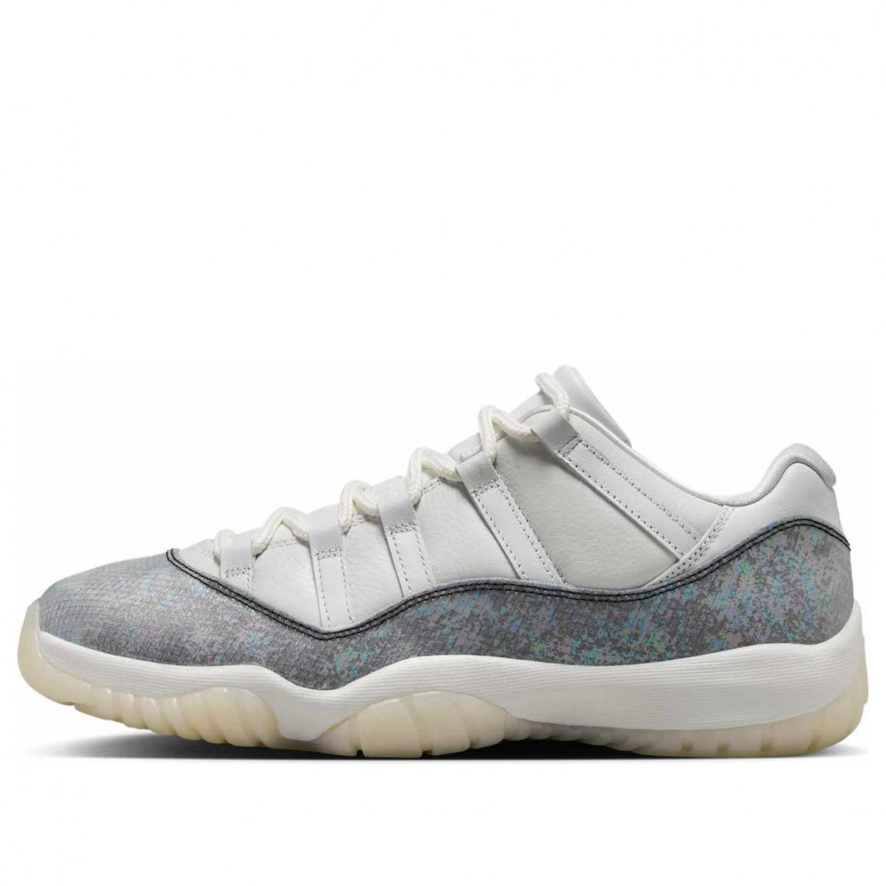 Air Jordan 11 Retro Low Year of the Snake HQ7000-001 Air Jordan 11 Retro Low Year of the Snake HQ7000-001