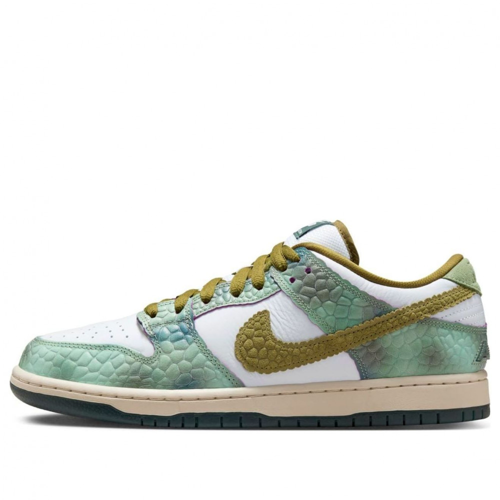 Nike x Alexis Sablone SB Dunk Low Chameleon HJ3386-300 Nike x Alexis Sablone SB Dunk Low Chameleon HJ3386-300